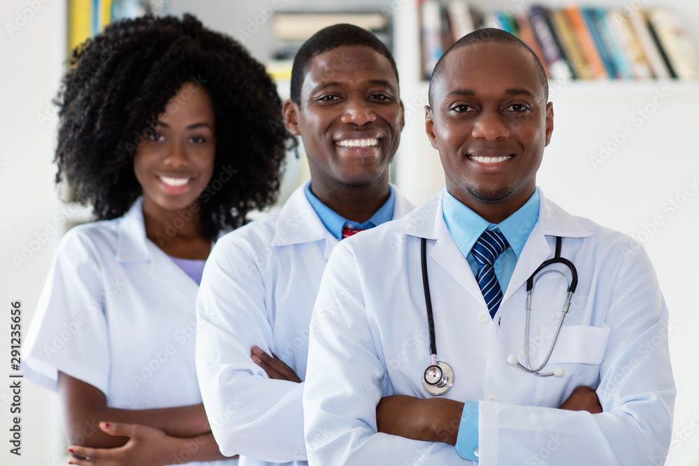 Equipe médica da Pegos Clinic